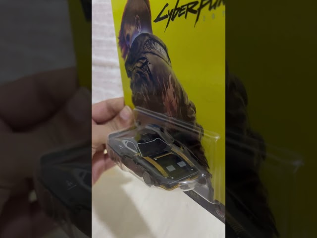 Vídeo relacionado con Hot Wheels Cyberpunk 2077 Coche de Juguete Quadra Turbo R V Tech - Die Cast Scale 1:64 - Longitud 7cm - JBL57 - Serie Pop Culture