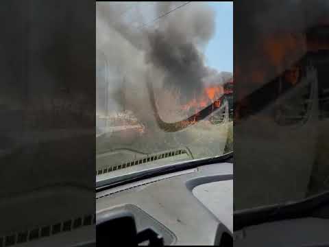 Ônibus pega fogo em Santa Ernestina