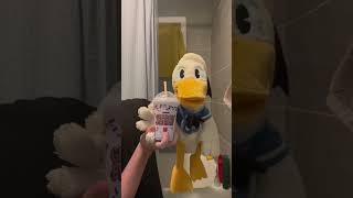 Download lagu Donald Ducc Tries the Grimace Shake mp3