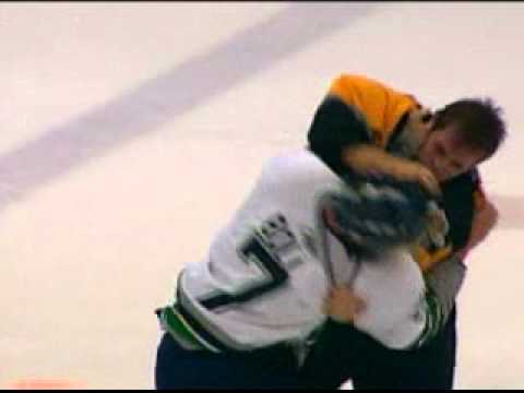 Jared Boll vs Bobby Davey