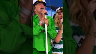 Download lagu Rod stewart - sailing (live) moment #classicrock #rodstewart #rocklegends #sailing mp3 Download lagu Rod stewart - sailing (live) moment #classicrock #rodstewart #rocklegends #sailing mp3