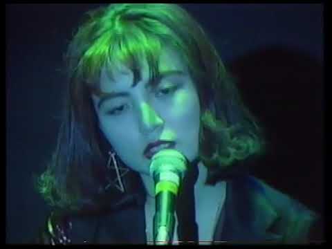 POiSON GiRL FRiEND video