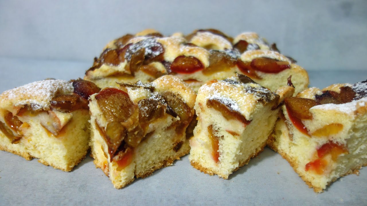 Biszkopt ze Śliwkami – lekki, puszysty i wilgotny!