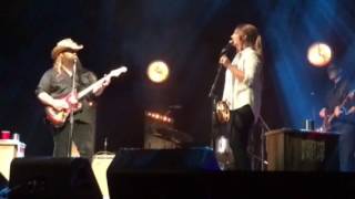 Chris Stapleton - Amanda (10/20/16) Biloxi, MS