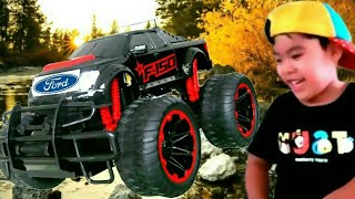 Ethan Playing His Ford! Big Monster Wheels F150 RC Truck ( Speed & Durability Test )