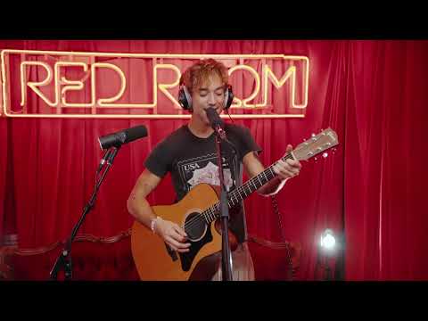Daniel Seavey ‘Gateway Drug’ | Nova’s Red Room Studio Session © Daniel Seavey