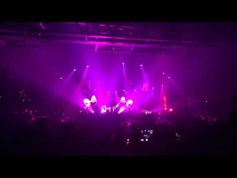 Lee Osborne feat. Roxanne Emery - Safe In The Sky (Roxanne Emery Live version)