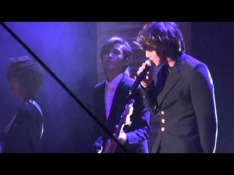 2010 12 17 FTIsland Lotte world Free Christmas Concert - Love Sick