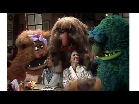 The Muppet Show - Episode 301: Kris Kristofferson & Rita Coolidge - Cold Open (1978)