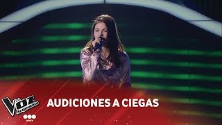 Victoria López - &quot;Como dos extraños&quot; - Adriana Varela - Audiciones a ciegas - La Voz Argentina 2018