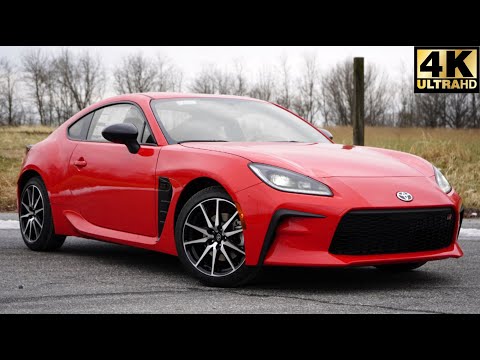 2022 Toyota GR86 Review | The BEST Affordable Sports Car!