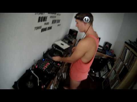 Erdal Mauff early sunday dj mix at Tanztone Rec Headquater