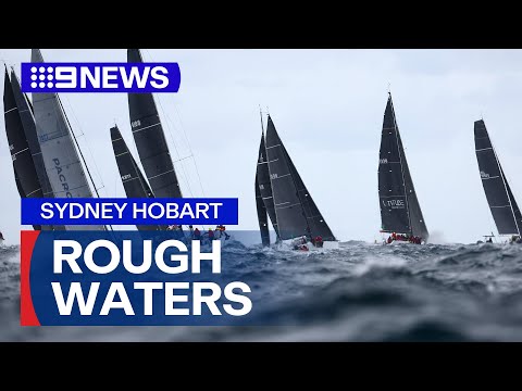 More than a dozen yachts retire in the Sydney Hobart | 9 News Australia