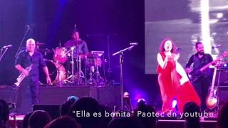 &quot;Ella es bonita&quot; Natalia Lafourcade en vivo lima peru 2017