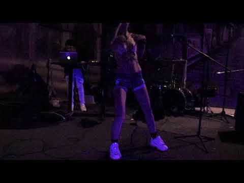 Anna Bellaka   chinga romantic