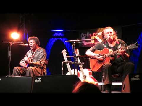 Hans Theessink and Terry Evans - Got to Keep Moving