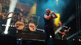 Bonfire and friends - 'Silent Lucidity' by Geoff Tate (Queensryche) live@ Oberhausen 6-11-2018