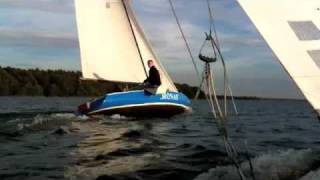 preview picture of video 'Monas Sailing'