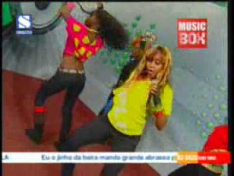 Dama do Bling e De ja vu ao vivo