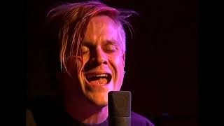 Two-Seater (Acoustic) (video from Rollingstone.com Originals)