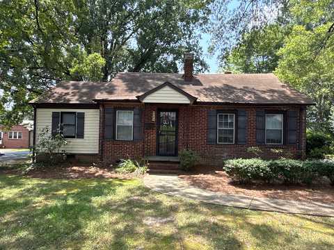 Cozy Home in the Oakhurst community property video