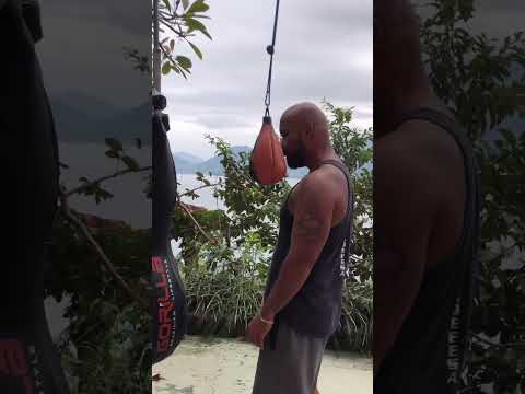 Soco na cara de rua #mma #boxefitness #boxeo #muaythai #boxylucha #kungfu #luta #muaythaifamily