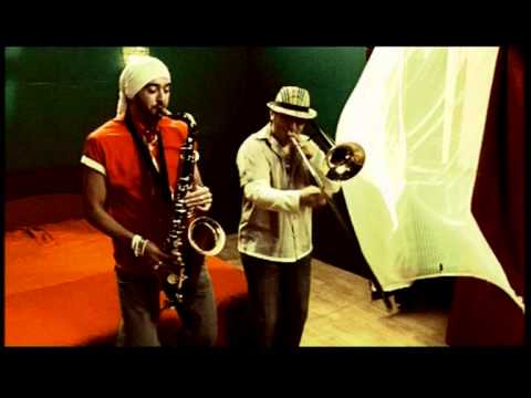 Back ll Black - Tevagyazakitalegjobban