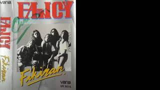 Download lagu Fancy bayangan cinta misteri (KARAOKE) mp3