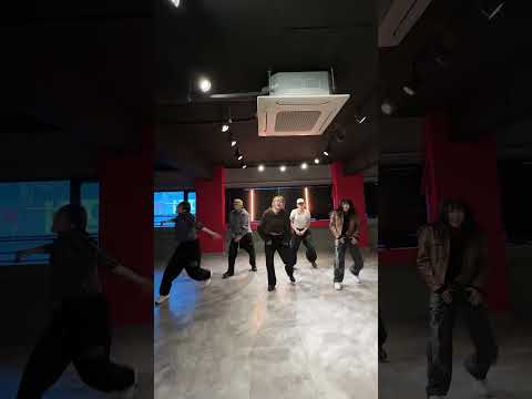 G-DRAGON - HOME SWEET HOME (feat. TAEYANG & DAESUNG)