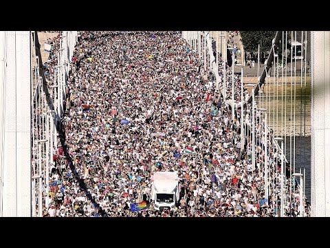 Video Thumbnail: Budapest Pride setzt ein massives Zeichen gegen Ungarns Regierungschef Viktor Orban