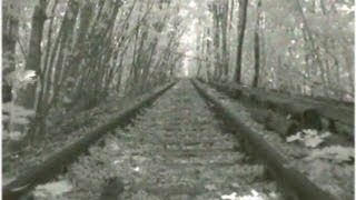 preview picture of video 'Berlin´s Last Ghost Stations: Siemensbahn - INFRARED VIDEO!'