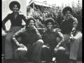 Mahotella Queens Uyavutha Umlilo 1971