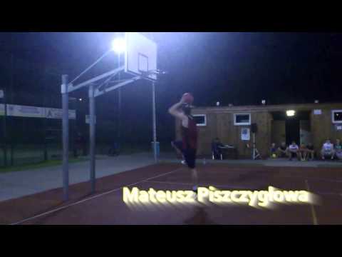 Konkurs wsadów - Nocny Streetball w Międzychodzie