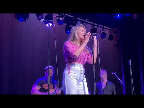 Ksenia Buzina in Florida, Leonid and Friends