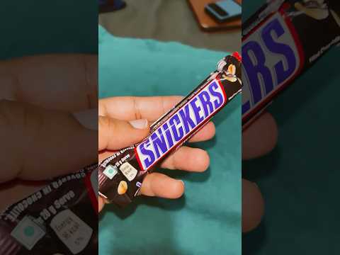 Unwrapping Snickers😍😊🥰 || ₹20 Only || One of the best Chocolate😍😋🥰 #tasty #trending #shorts