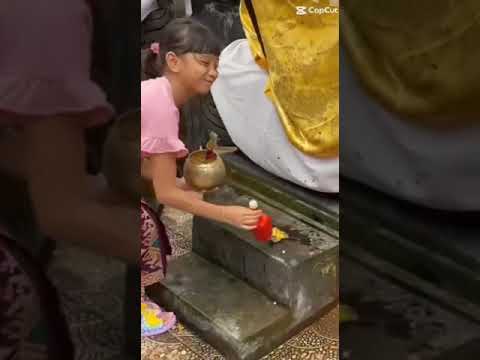 Kegiatan Akhlak Beragama yg diterapkan di sekolah Divya SD BALI PUBLIC SCHOOL