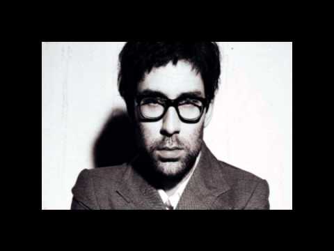 Jamie Lidell - a little bit more (Pearly remix).wmv