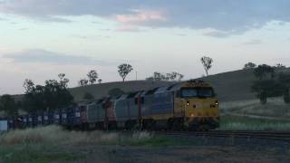 preview picture of video 'Train 8178 Patrick container train with triple DL's'