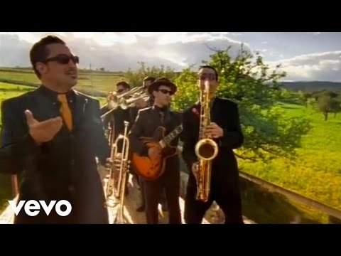 Roy Paci & Aretuska - Cantu Siciliano (Official Video)