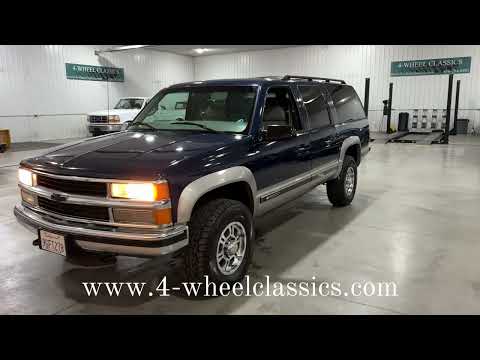 1998 Chevrolet Suburban (CC-1932091) for sale in Holland , Michigan