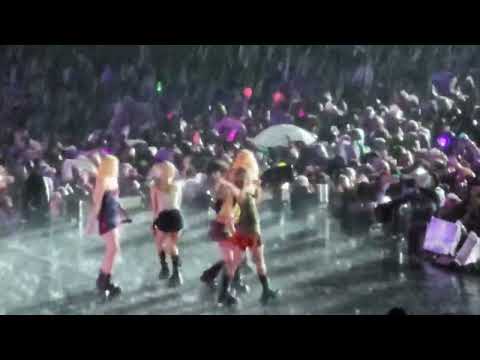 (G)I-DLE stop their performance at Music Bank Chile due to hail on stage