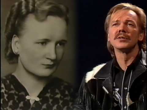 Kari Tapio - Muistoissain