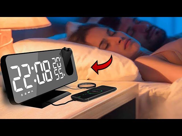 Vídeo relacionado con TEKNOFUN - - Demon Slayer Licencia Oficial - TANJIRO Reloj Despertador Luminoso de 20 cm - 2 Modos de iluminación - Funciona con Cable 3 x AAA/USB (Incluido) - 811755