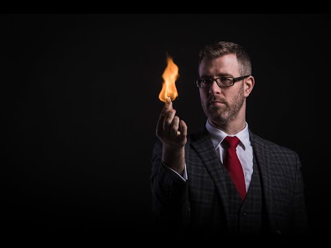 Ian Lavin Event Magician video.