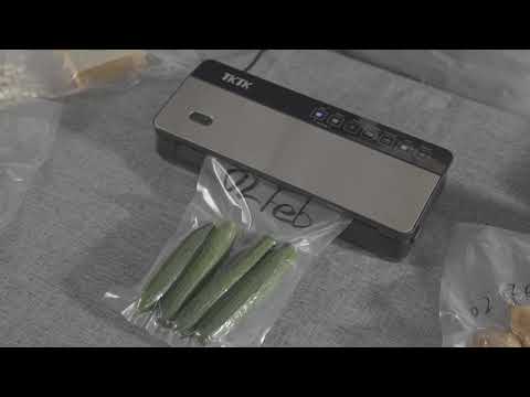 Using vacuum sealer to seal the cucumber