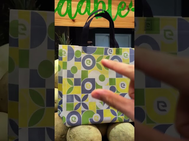 Vídeo relacionado con Boolavard Bolsa de compras de algodón, bolsas de compras reutilizables medianas y ligeras para alimentos, adecuadas para bricolaje, publicidad, promoción, regalos promocionales, actividades, Blanco