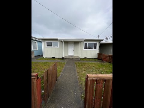 Cozy 2 Bed 1 Bath King Salmon home within walking distance to the beach property video