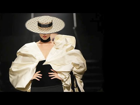 Schiaparelli | Haute Couture Fall Winter 2022/2023 | Full Show