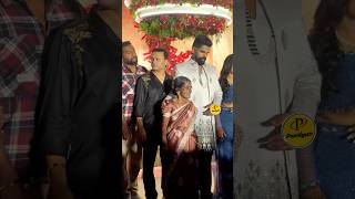 Download lagu എവിടെപ്പോയാലും അമ്മയെ കൂടെ കൂട്ടുന്ന ബിനീഷ് ചേട്ടൻ #bineeshbastinwedding #bineeshbastin mp3