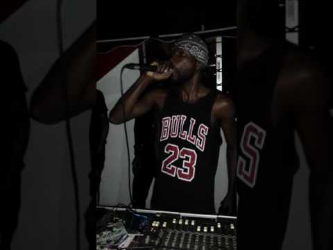 Shizzle Sherlock X Ice Berg - Think A Chattins Play At Chrome Mondayz (Exlcusive Diss) By Dj Banka